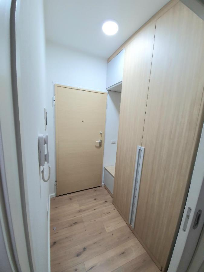 Avalona Apartment 1 Vlorë Exteriör bild