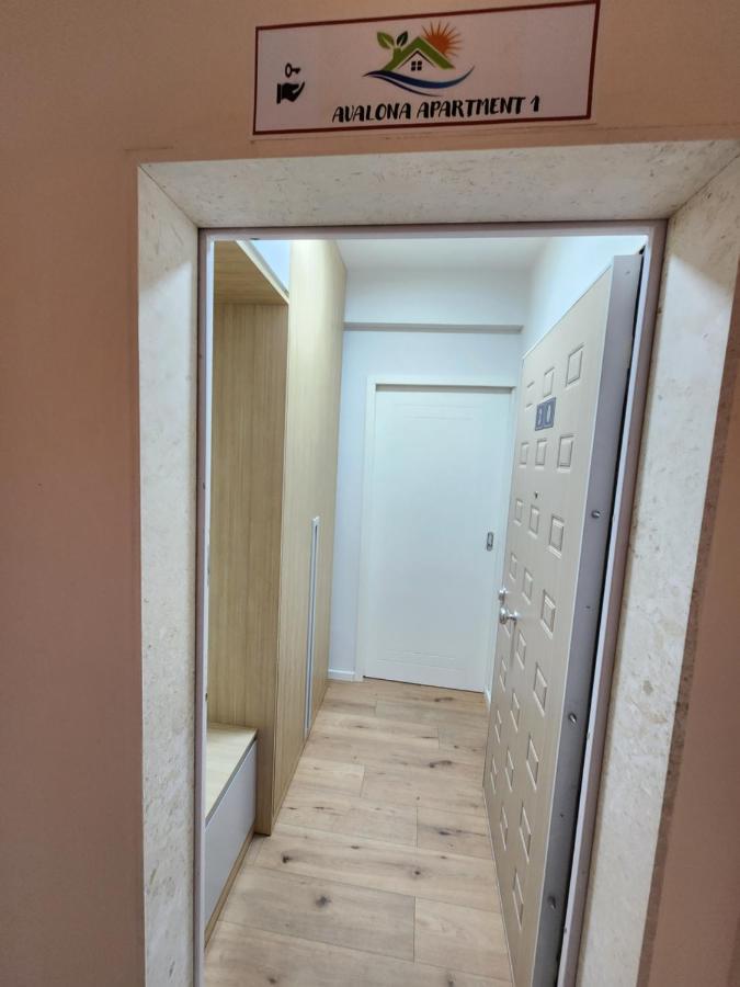 Avalona Apartment 1 Vlorë Exteriör bild