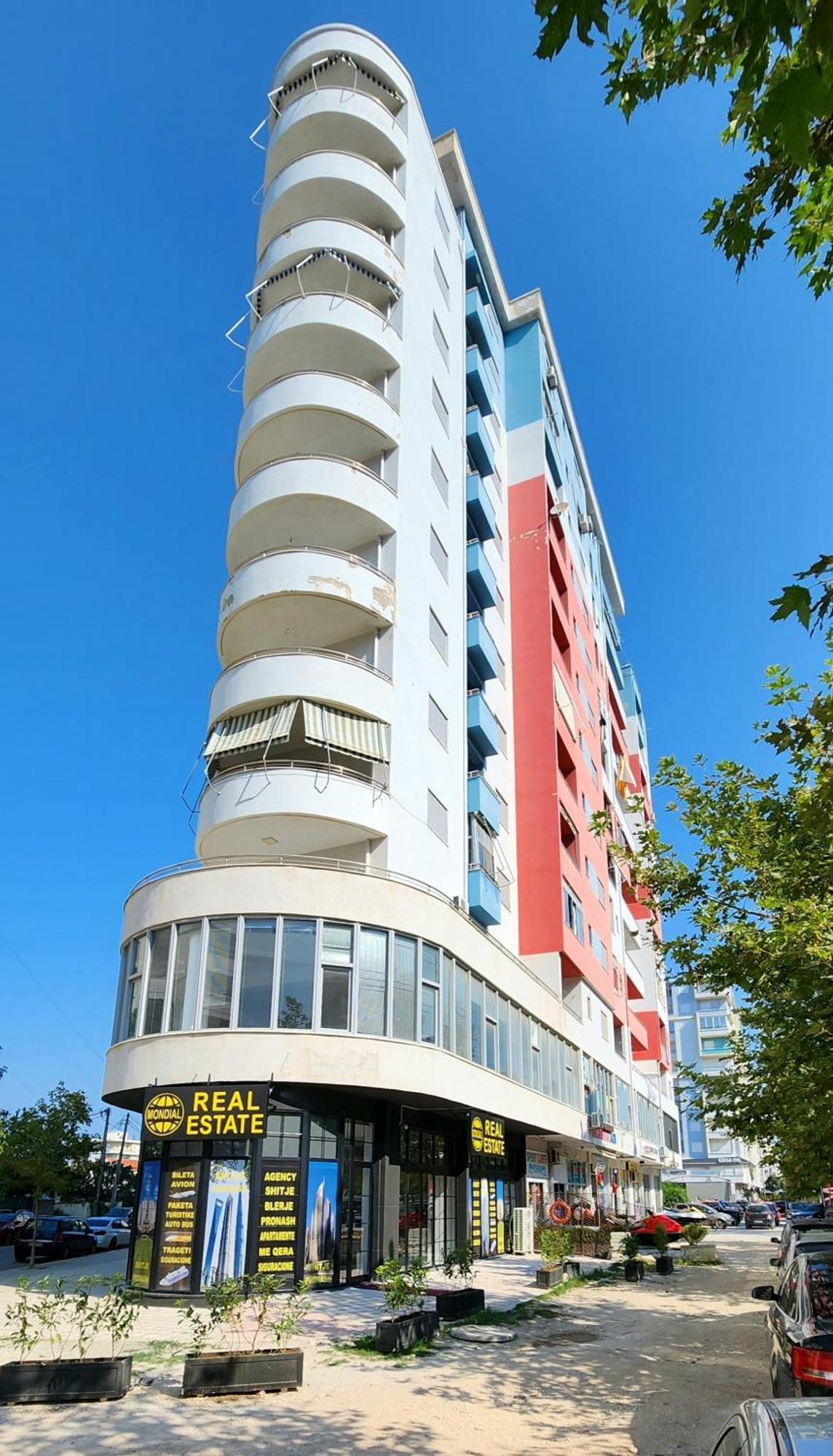 Avalona Apartment 1 Vlorë Exteriör bild
