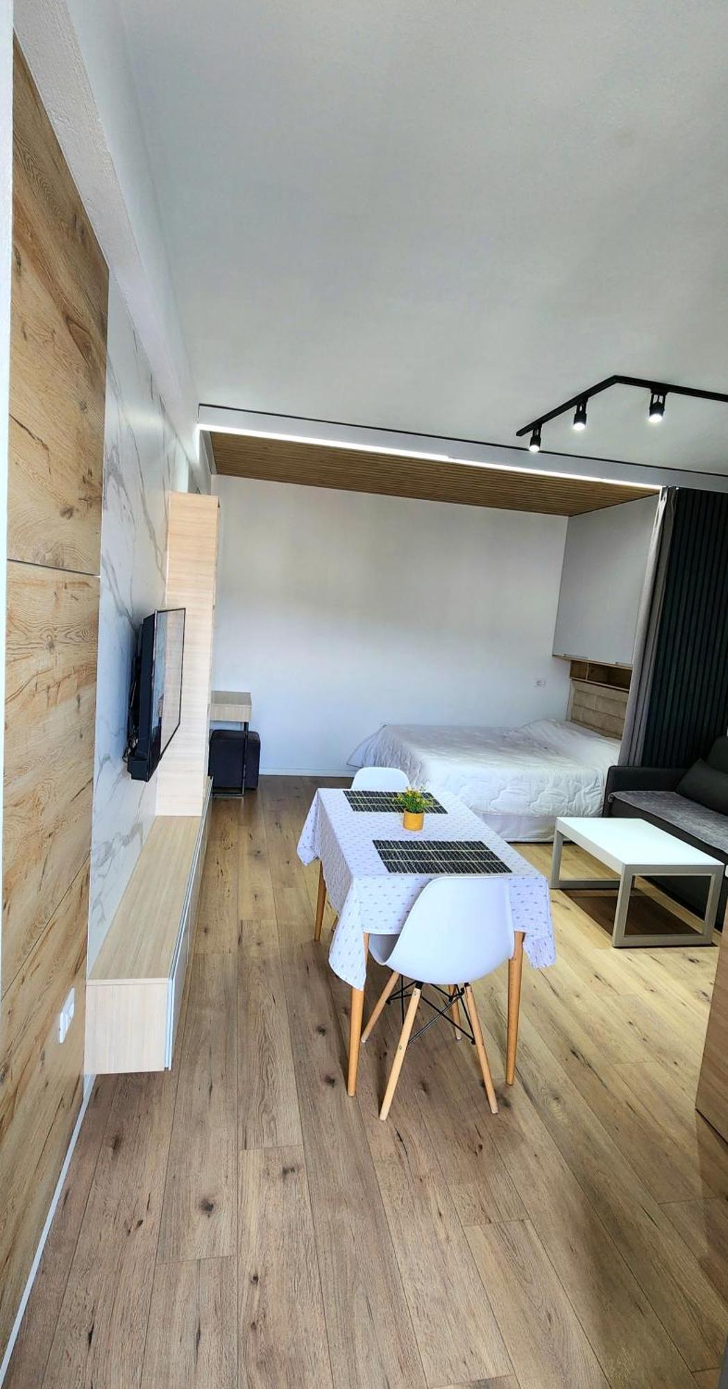 Avalona Apartment 1 Vlorë Exteriör bild